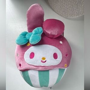 Sanrio Pink and Teal Stuffed Animal cupcake NWT